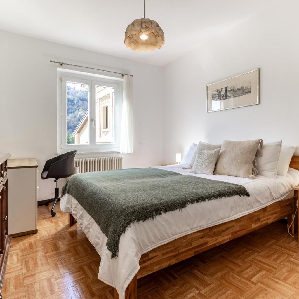 Image 0 - Tiny Home Lugano South - Parking & Comfort