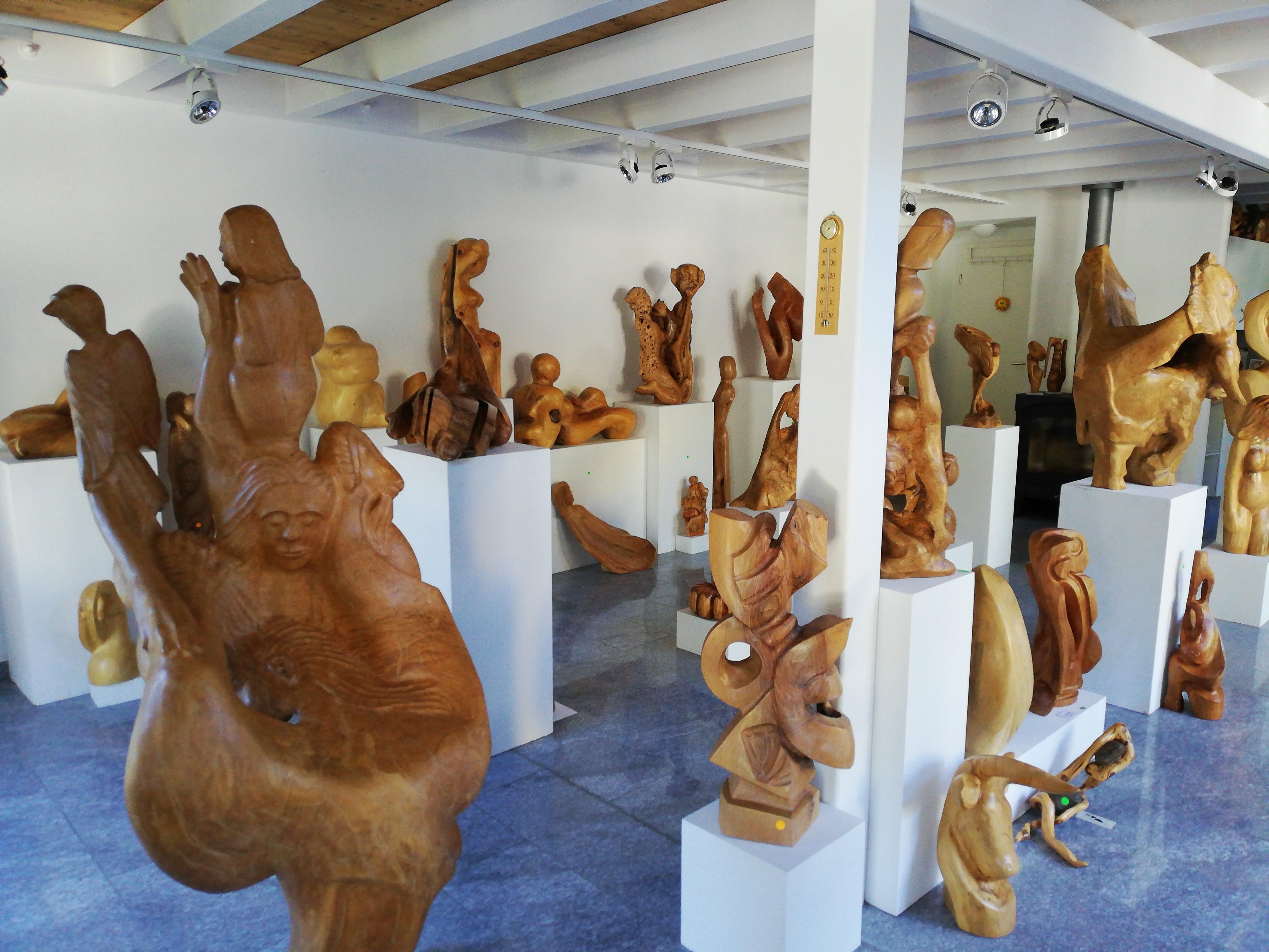 Image 5 - Atelier Angelo Ferrari