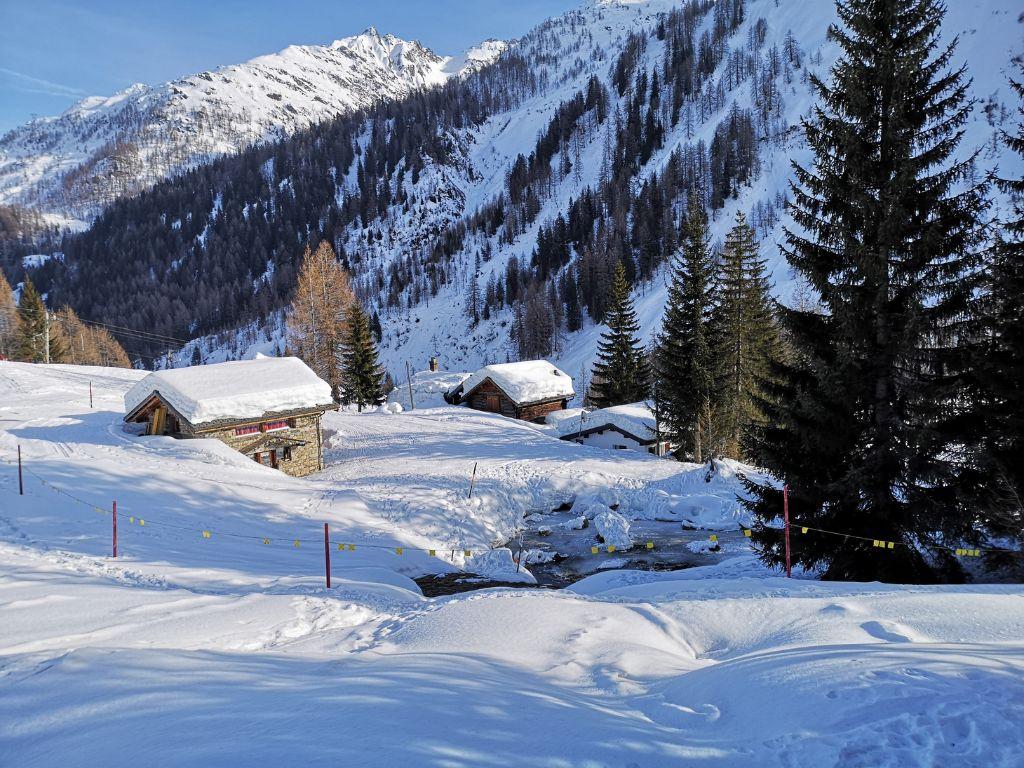 Image 0 - Impianti sciistici Cioss Prato 