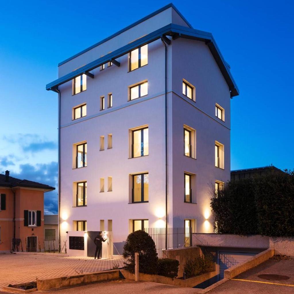 Image 0 - Lugano Suite modern concept 3