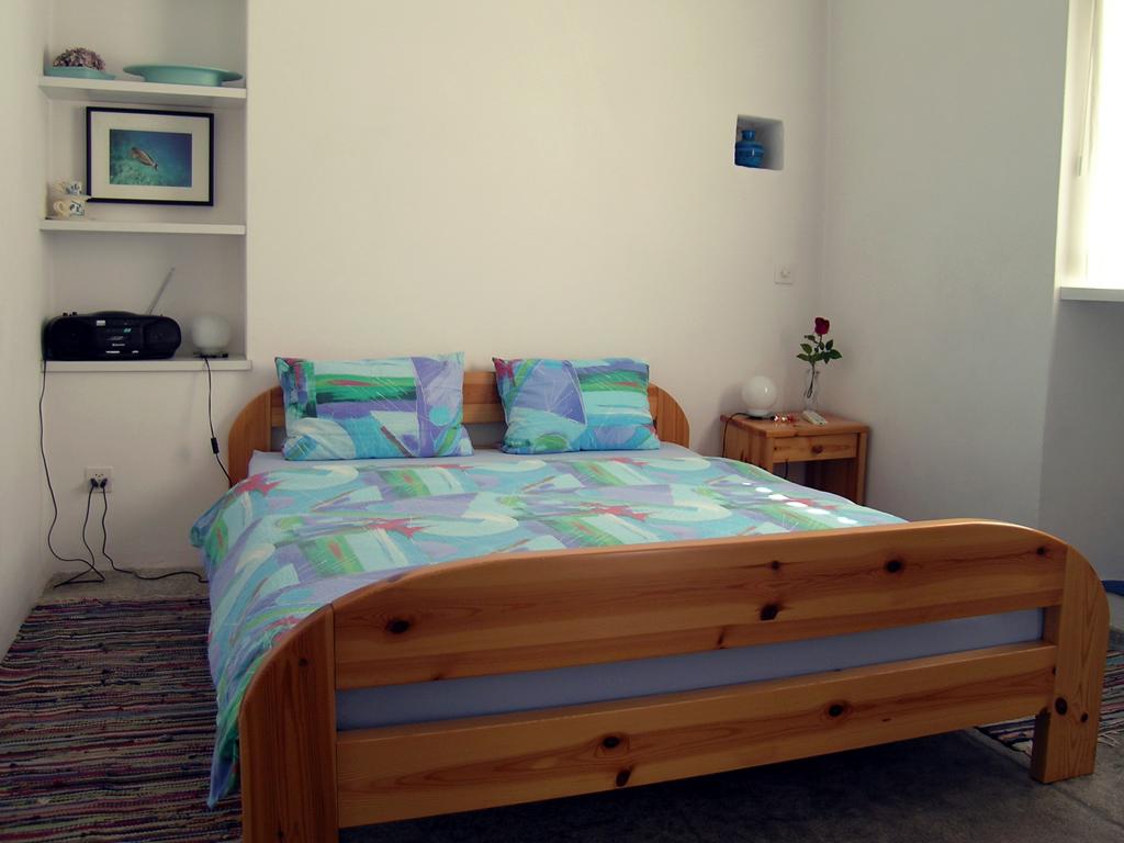 Image 2 - Rosa delle Alpi Garni