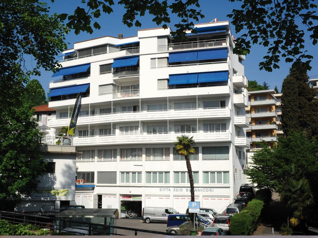 Image 1 - Hotel Colorado