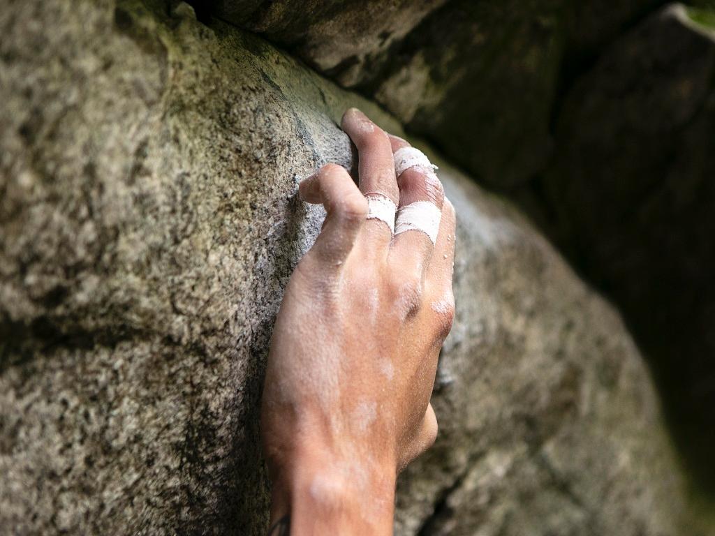 Image 3 - Chironico Boulder 