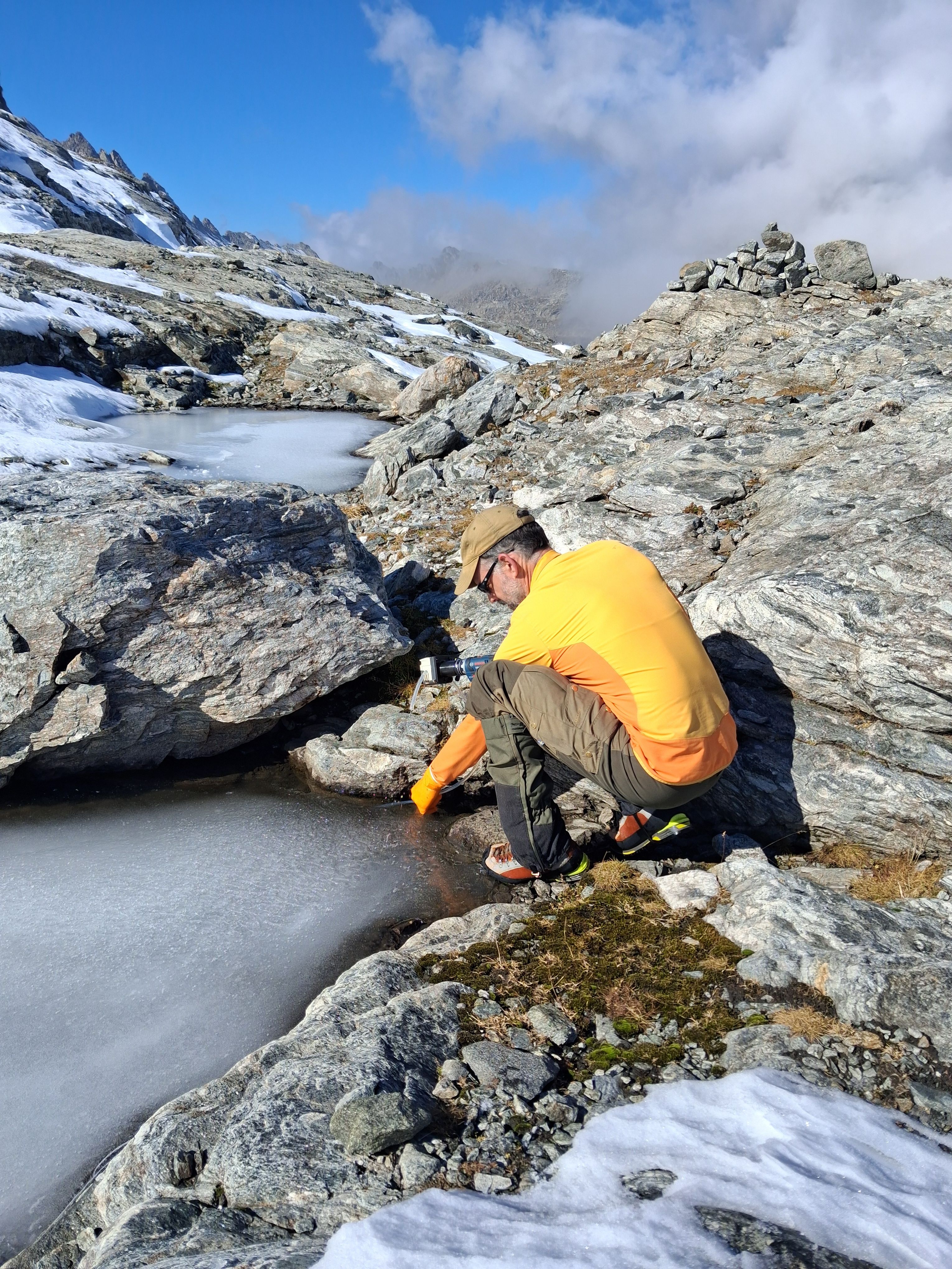 Image 1 - 