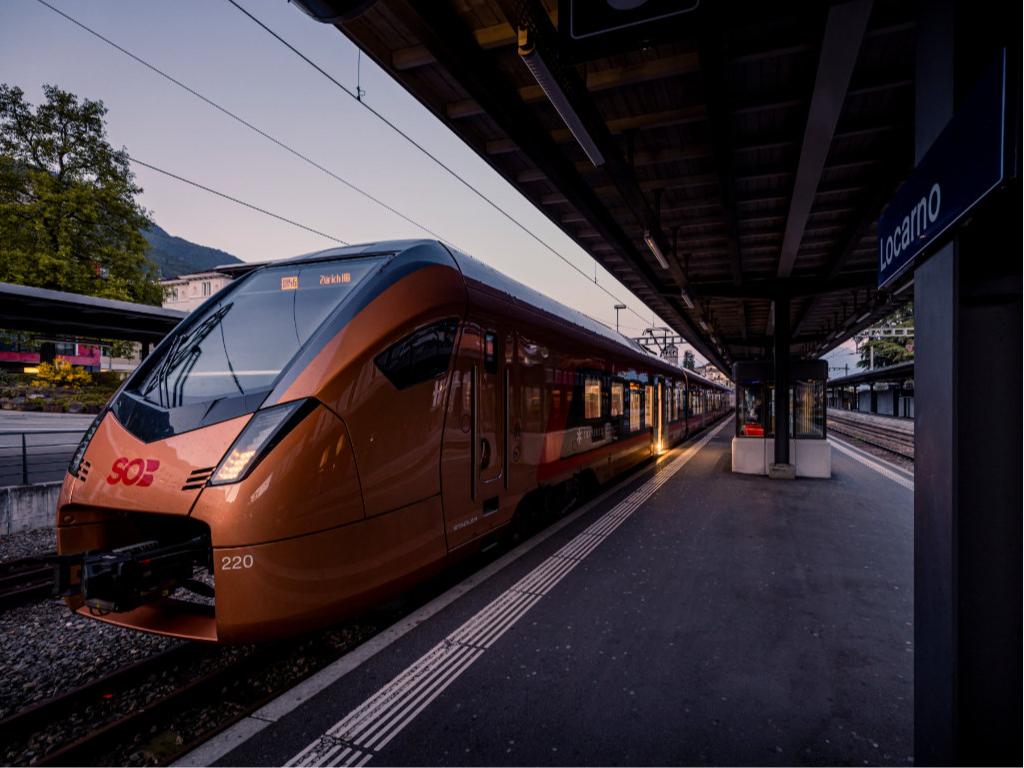 Image 1 - Treno Gottardo - Südostbahn 