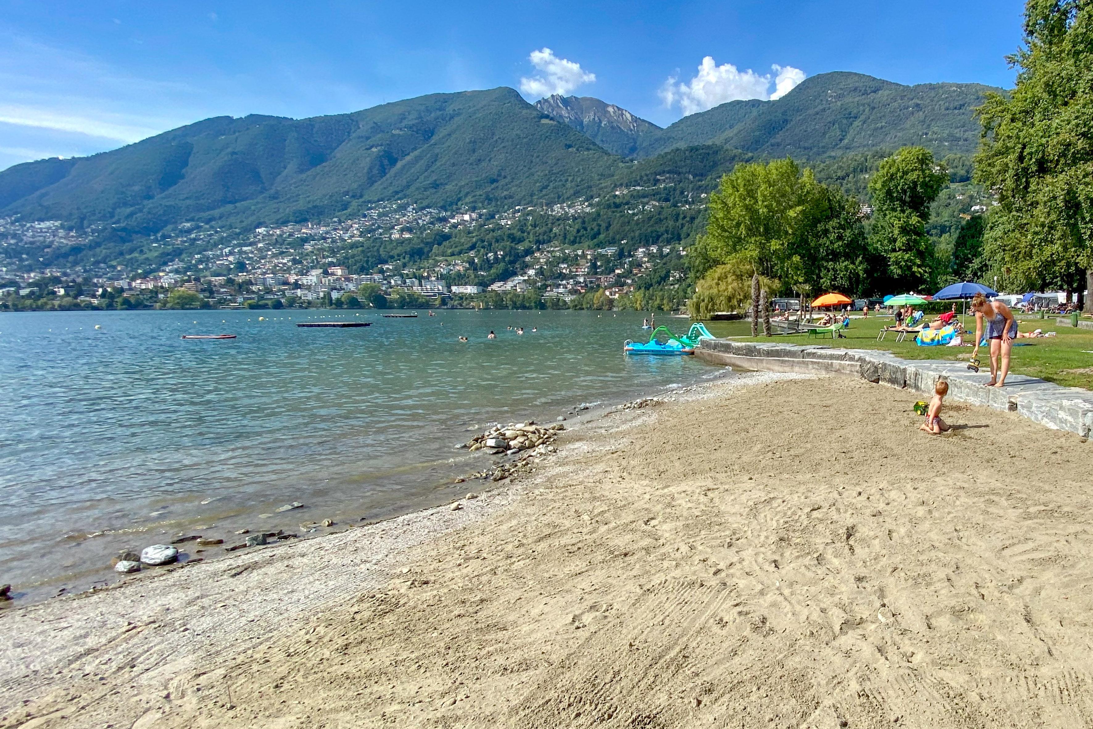 Image 2 - Camping Tamaro Resort