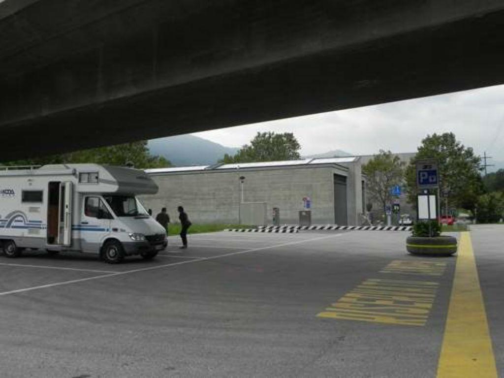 Image 0 - Aire de stationnement pour les camper - Bellinzona