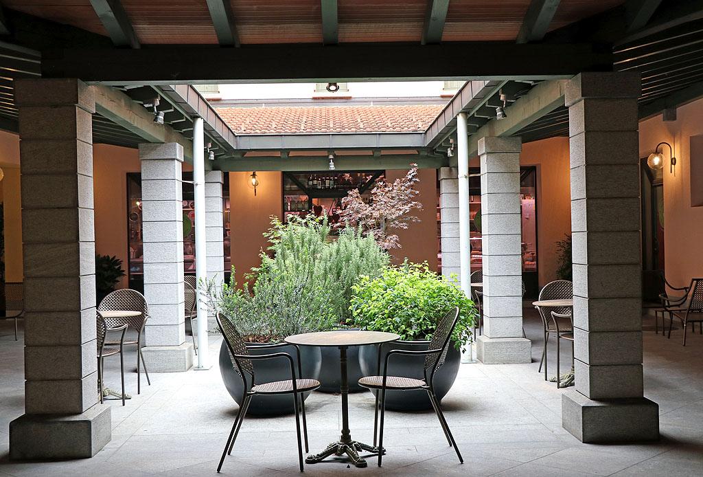 Image 2 - Ristobar Piazzetta