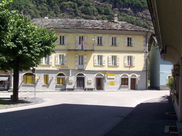 Image 1 - Della Posta