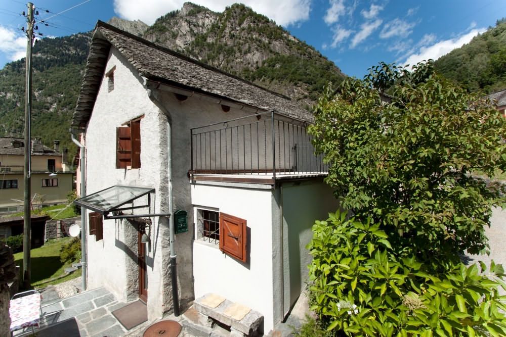 Image 0 - 3,5 room Rustico 'Casa al Mött', Nucleo 12, Peccia