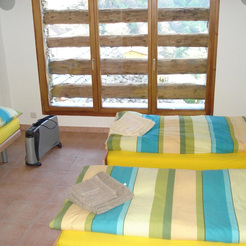 Image 0 - Rustico Pacifico