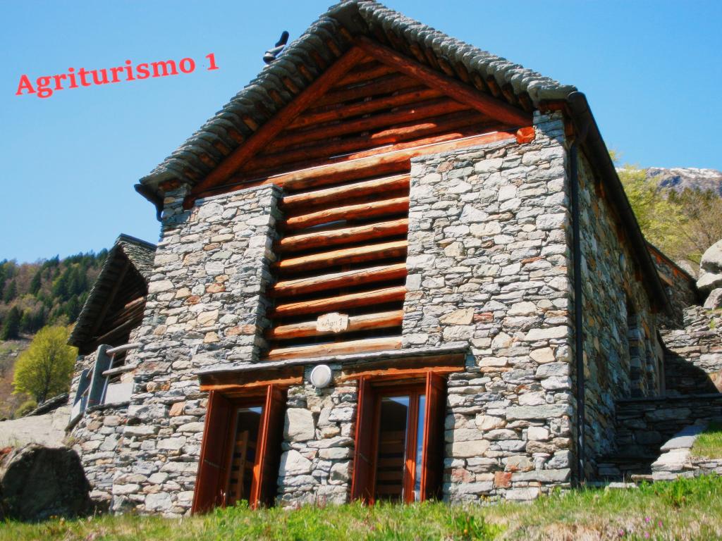 Image 0 - Agriturismi Monti di Brontallo - 0 Image 0 -