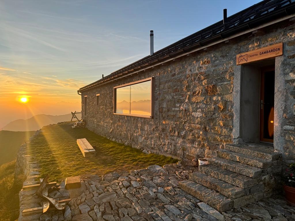 Image 0 - Capanna Gambarogno