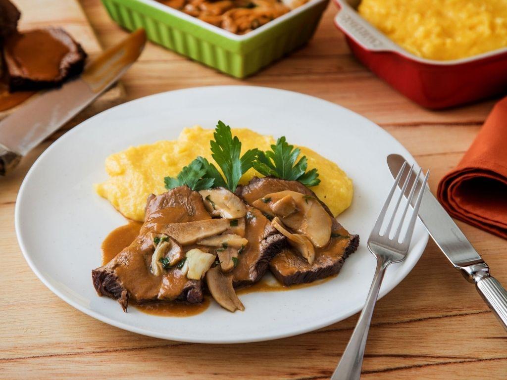 Image 2 - Braised featherblade of beef with porcini mushrooms - The recipe