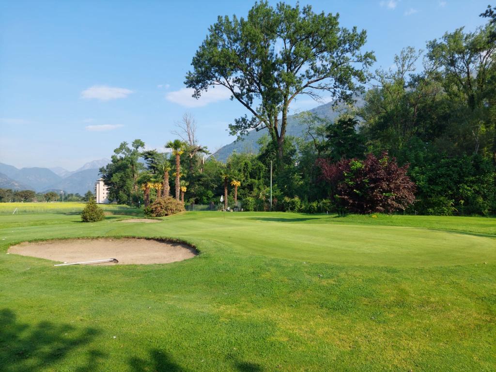 Image 2 - Scuola di Golf Locarno