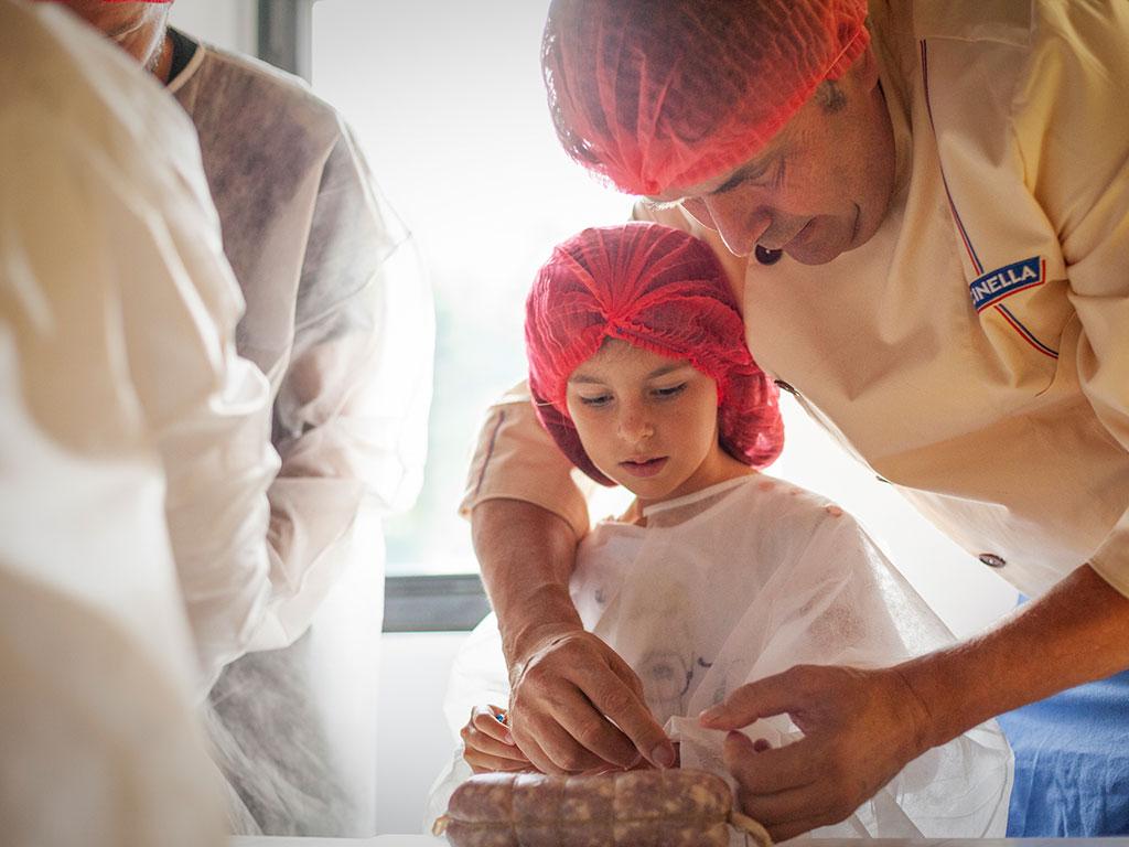 Image 0 - Auf Entdeckung des Salame dei Castelli di Bellinzona