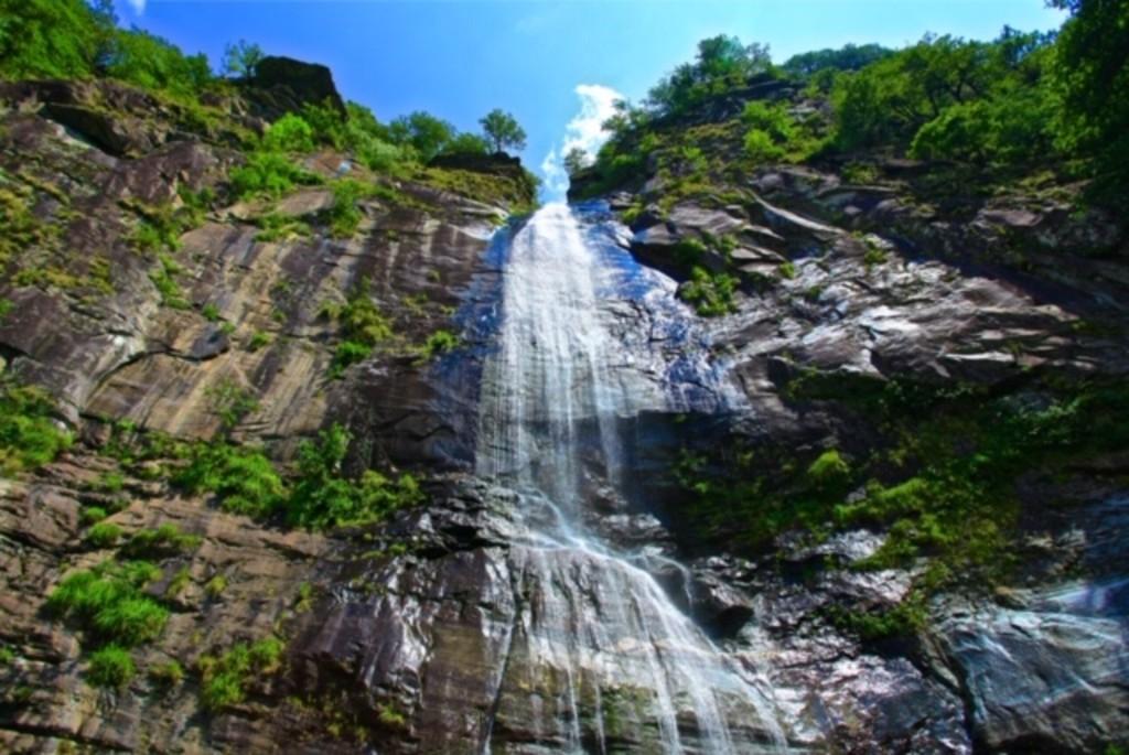 Image 5 - Discovering treasures in the valleys