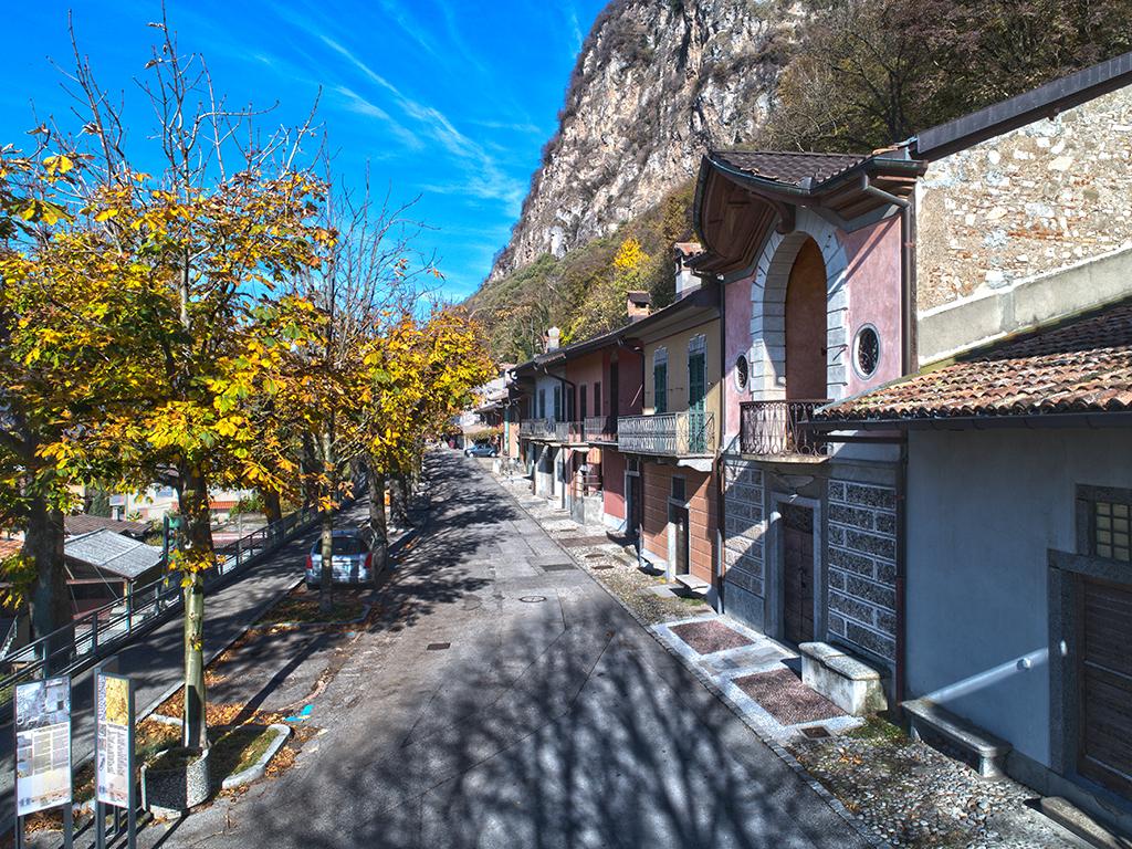 Image 0 - Cantine di Mendrisio