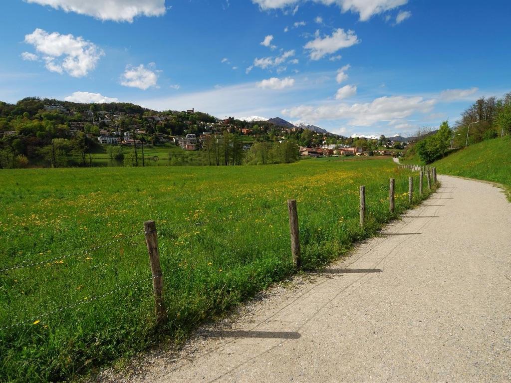 Image 4 - Muzzano lake