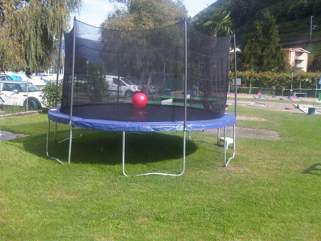 Image 5 - Minigolf Magadino