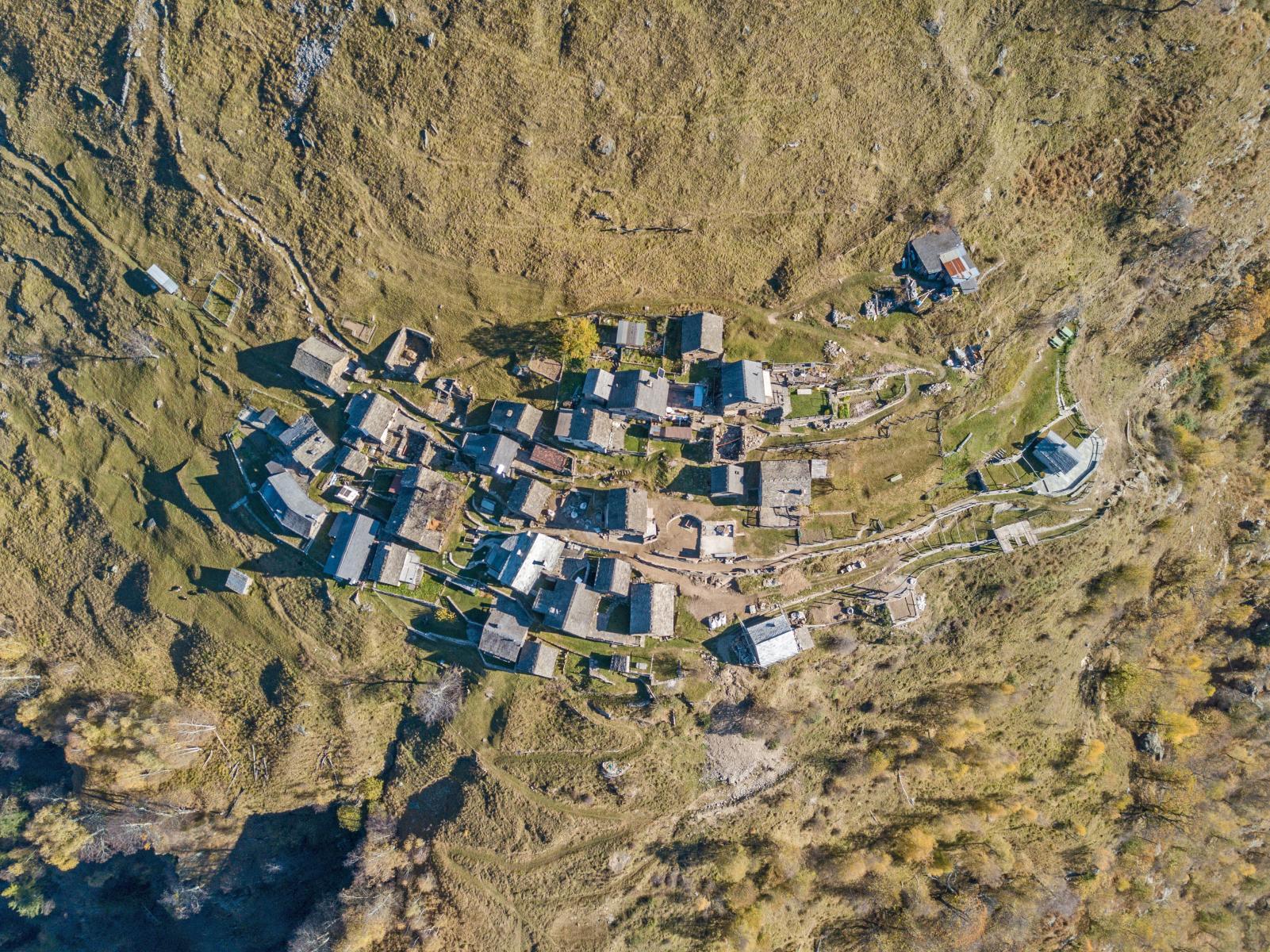 Image 1 - Montegreco