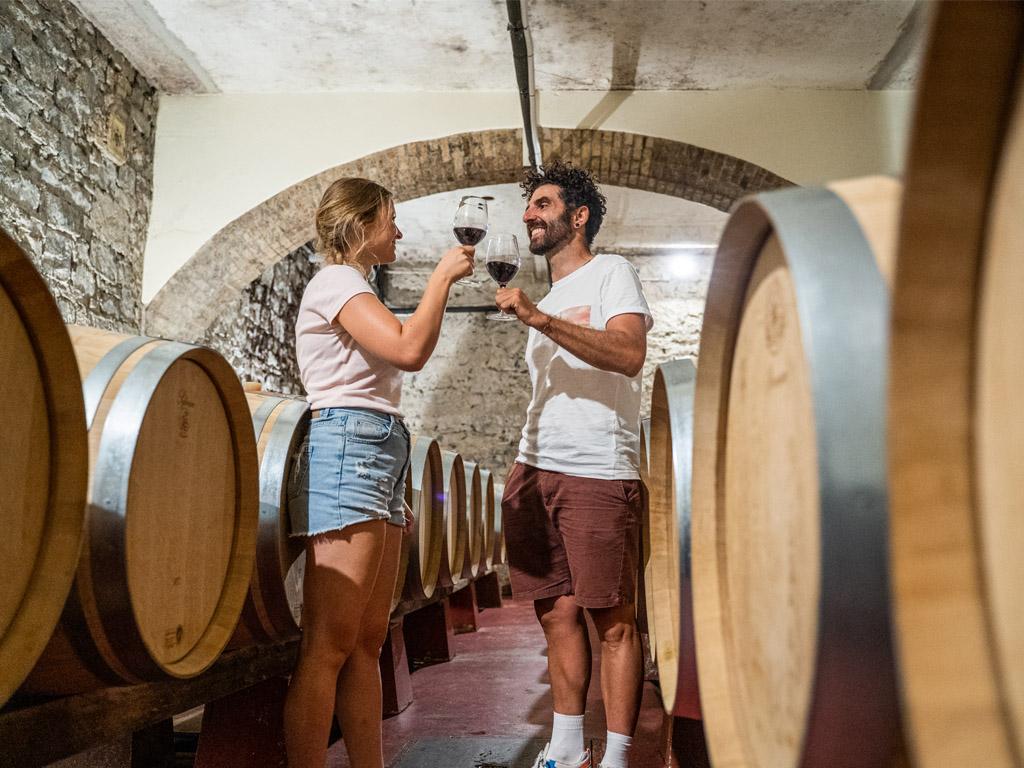 Image 3 - Bici e vino