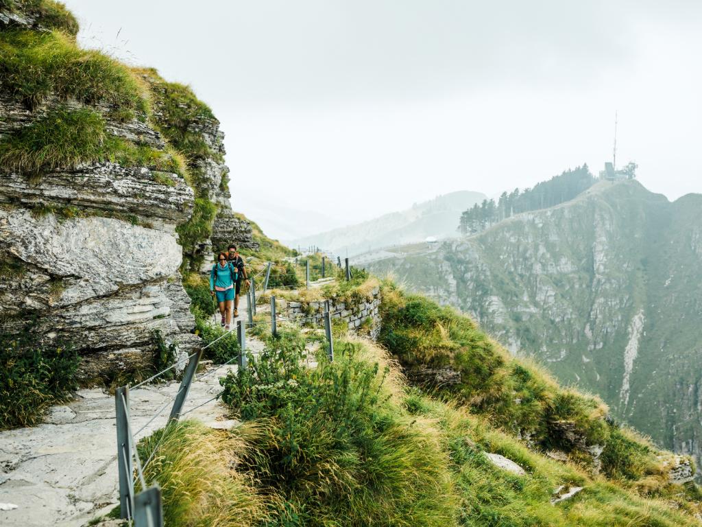 Image 1 - Accompanied hikes - TicinoSentieri