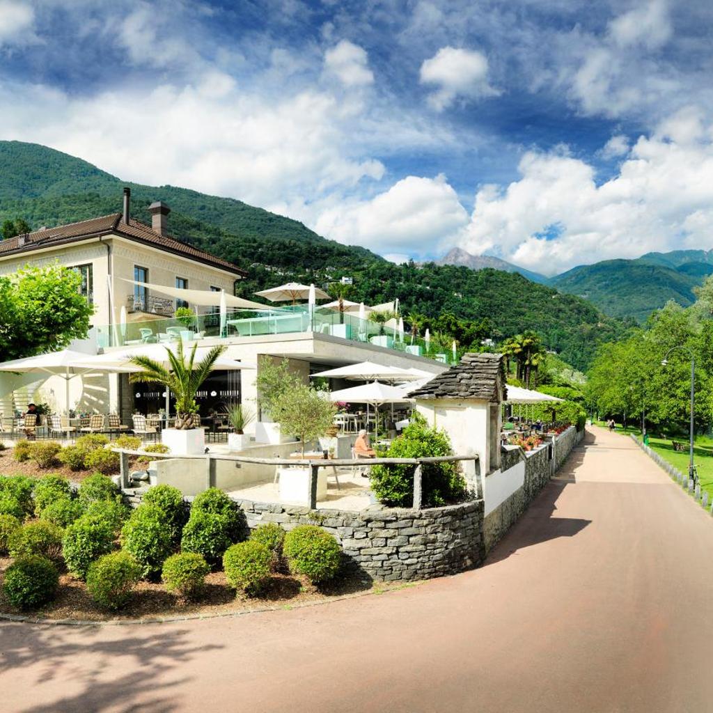 Image 0 - Giardino Lago