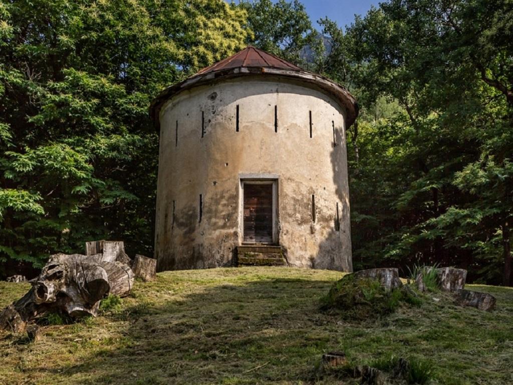 Image 0 - Hungerfestungen