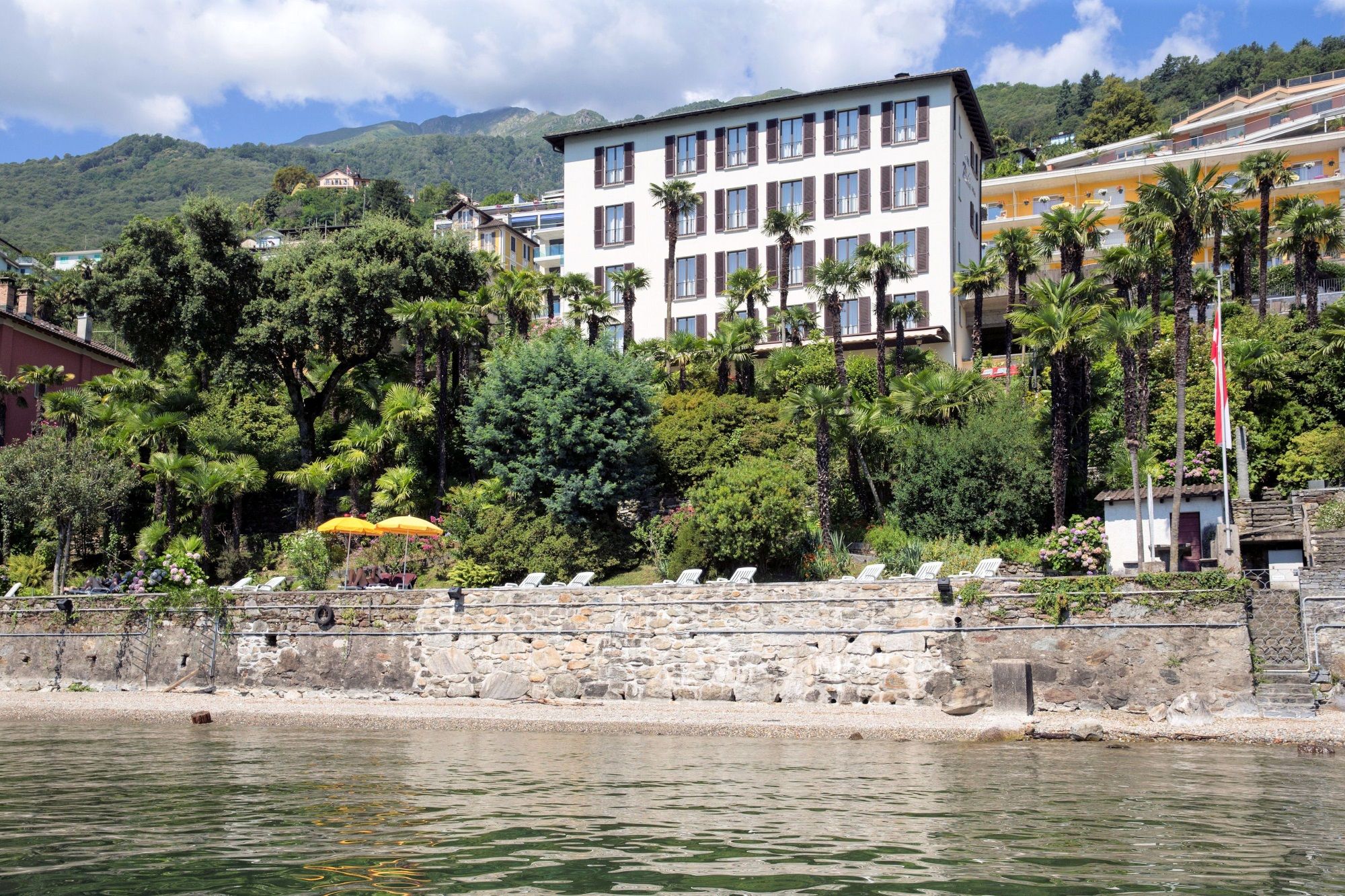 Image 0 - Hotel Garni Rivabella au Lac