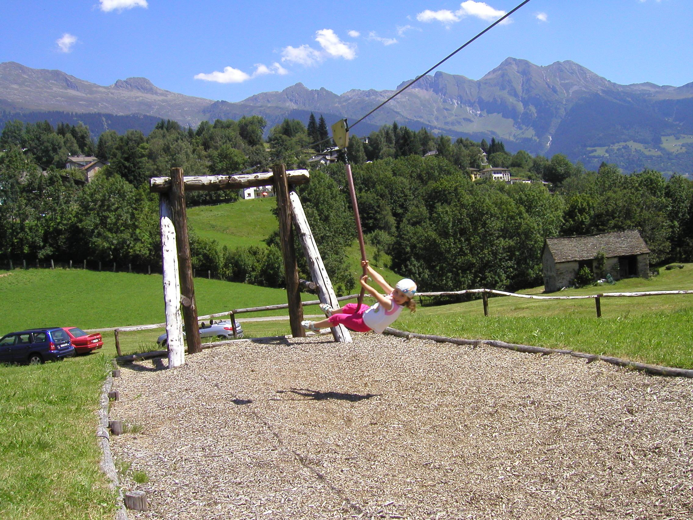 Image 4 - Parco giochi Dalpe