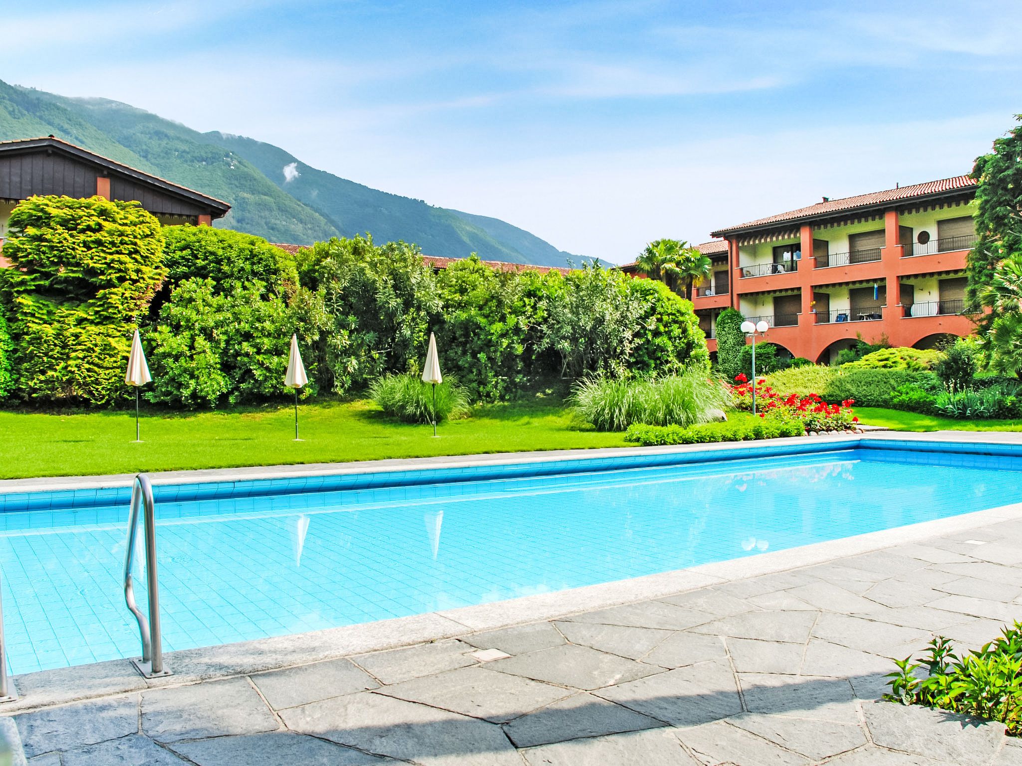 Image 0 - Sabrina App. 006