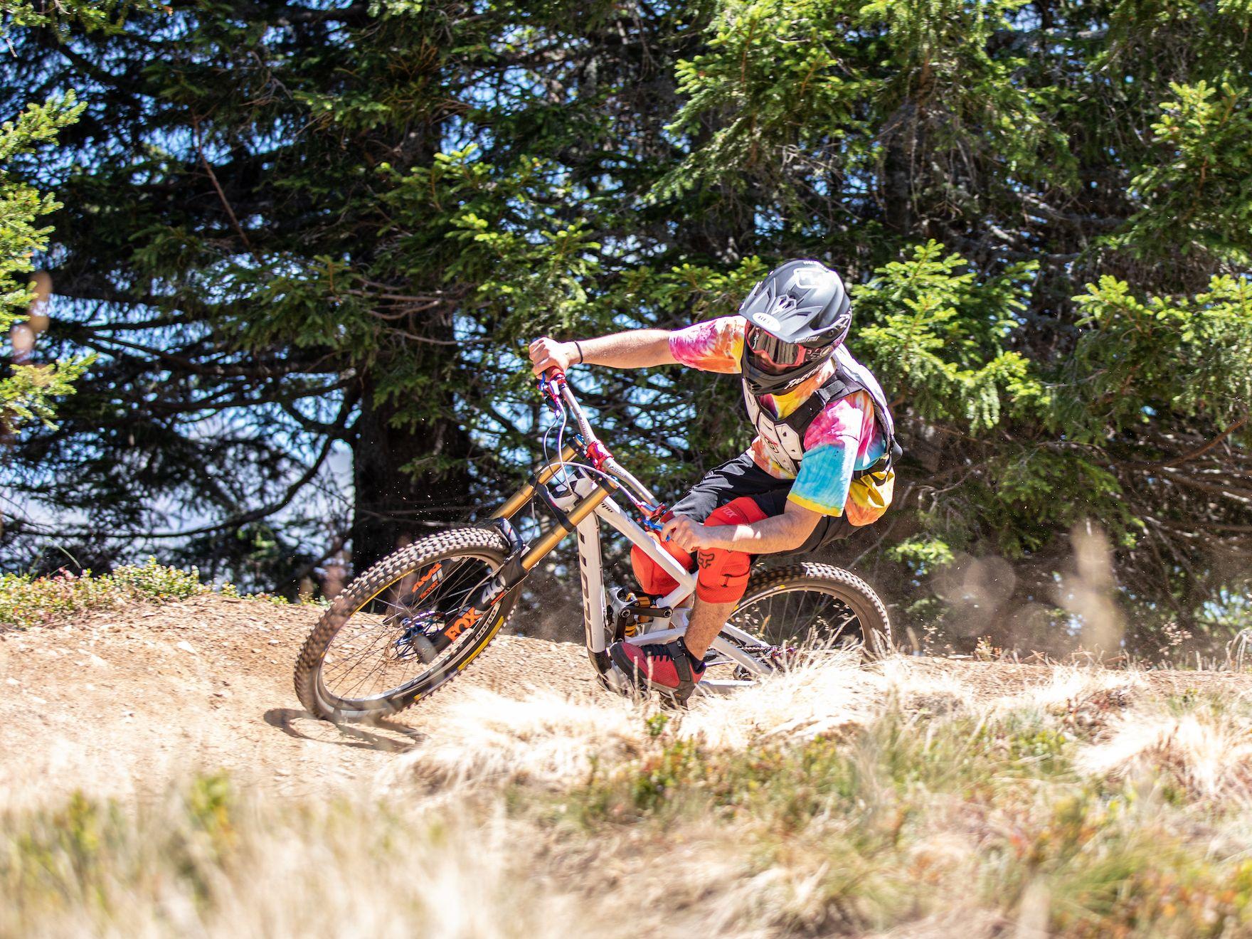 Image 3 - Cableway Airolo-Pesciüm - Summer