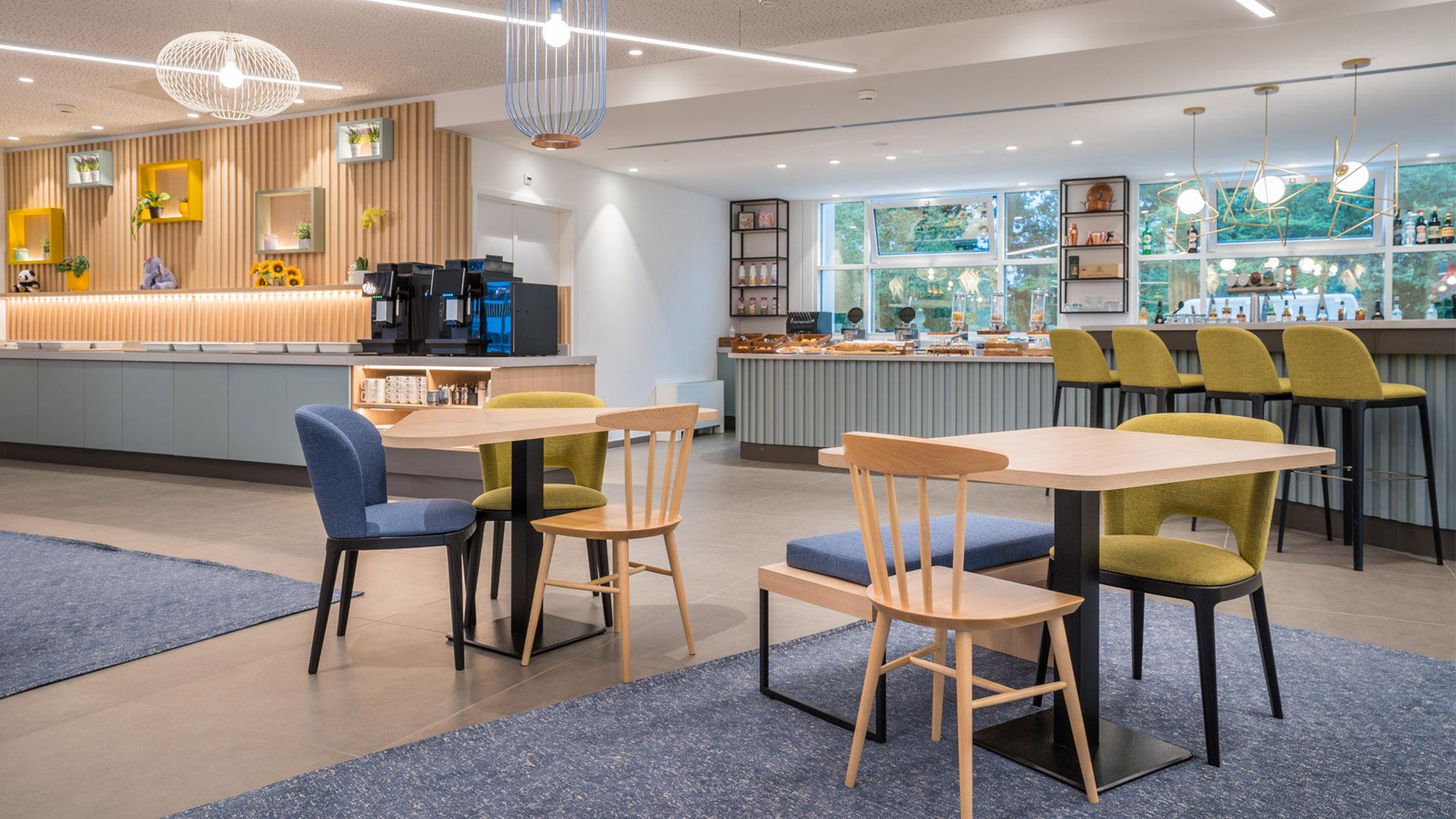 Image 8 - Hampton by Hilton Locarno