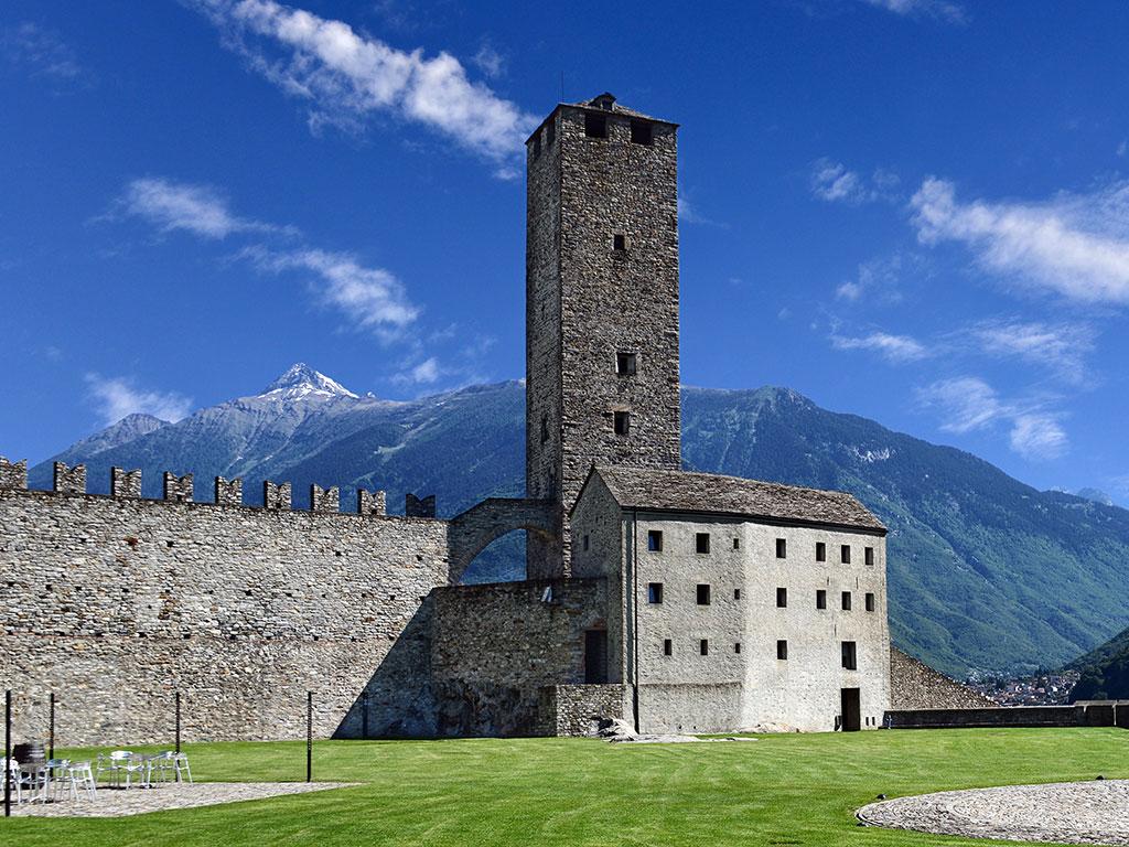 Image 4 - Bellinzona: die Stadt der Burgen