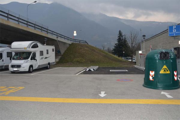 Image 1 - Aire de stationnement pour les camper - Bellinzona