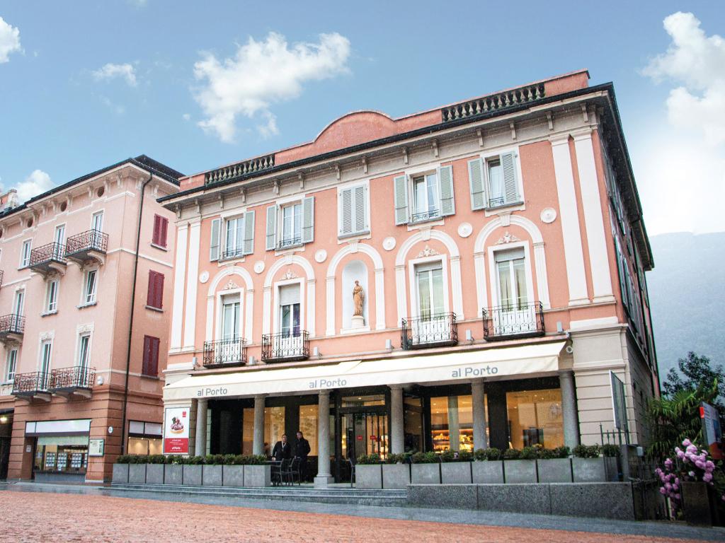 Image 3 - Confiserie & Café Al Porto Bellinzona