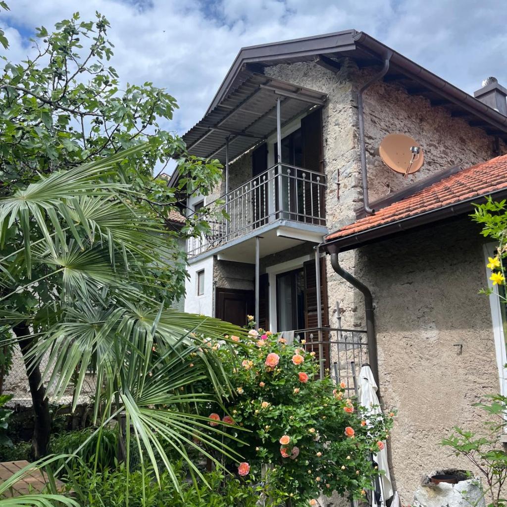 Image 0 - Schönes Rustico in bester Lage - 2 min an den See