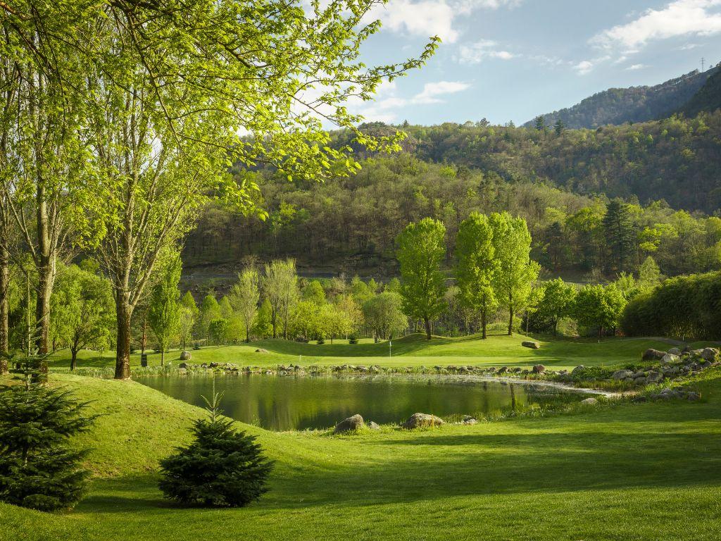 Image 2 - Golf & Team Building in Losone