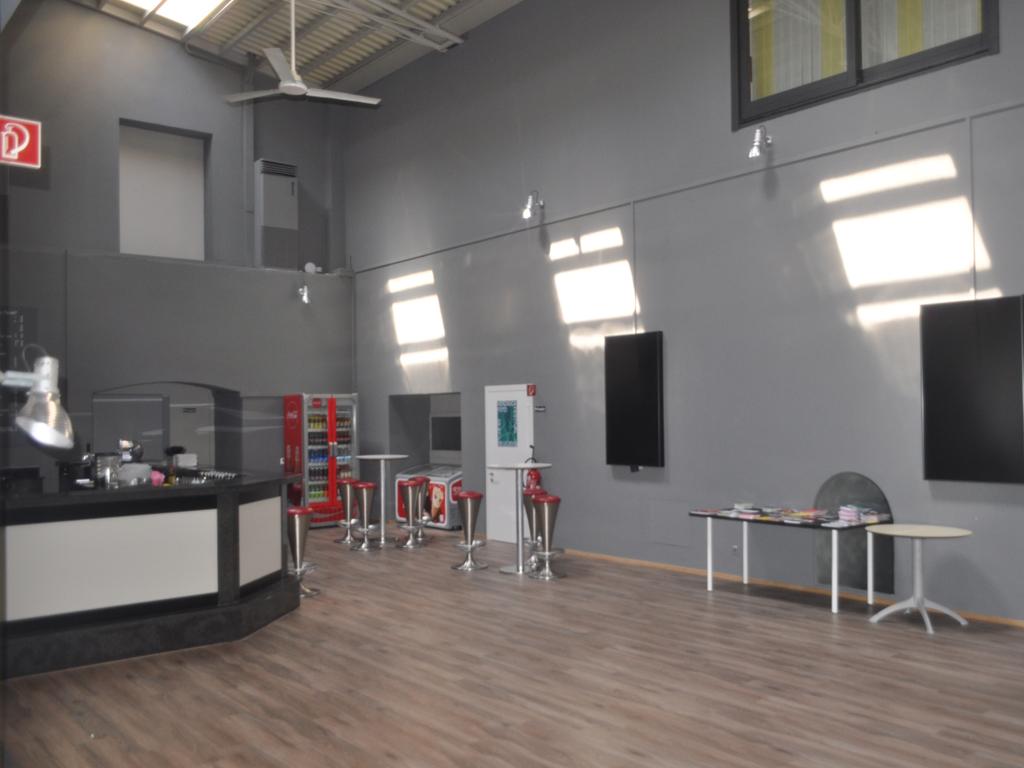 Image 3 - Cinecentro Rialto