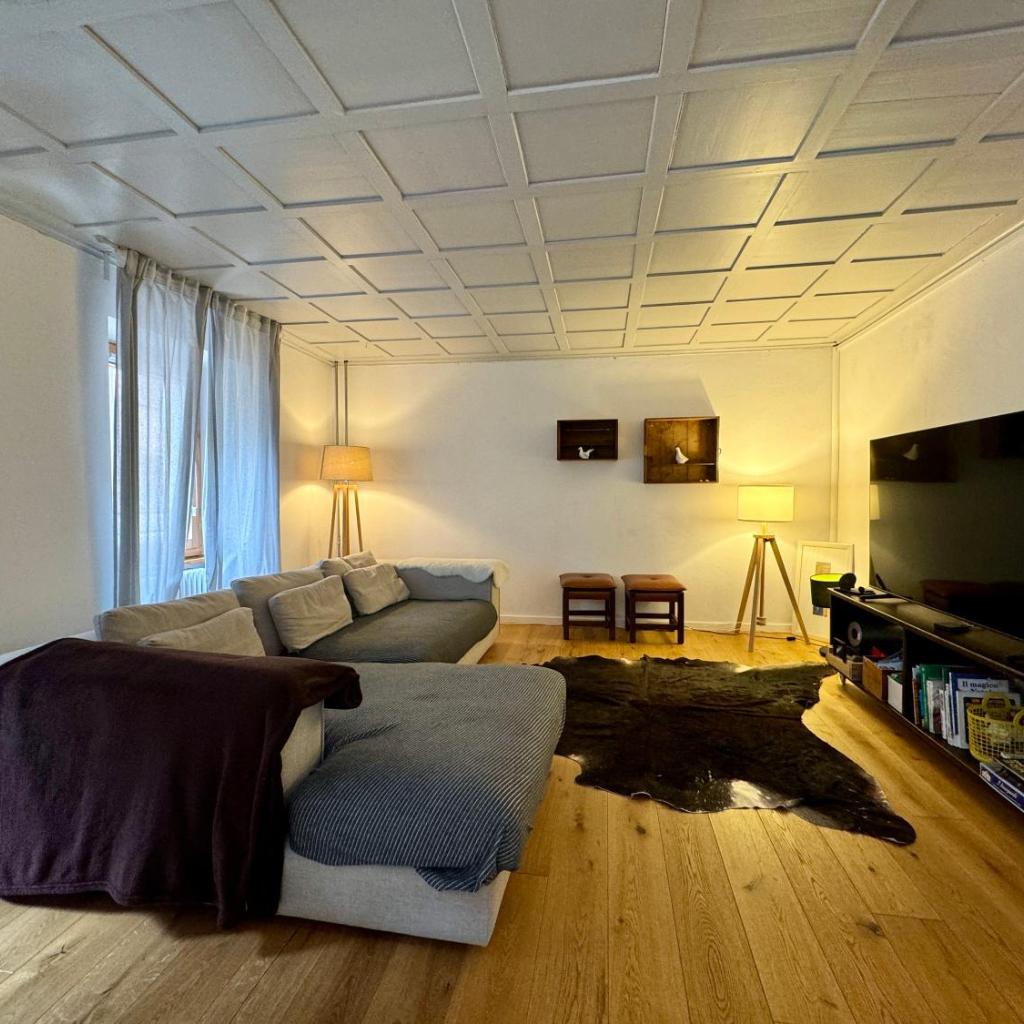 Image 0 - Michels Haus