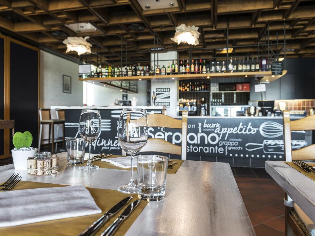 Image 1 - Restaurant Hotel Serpiano