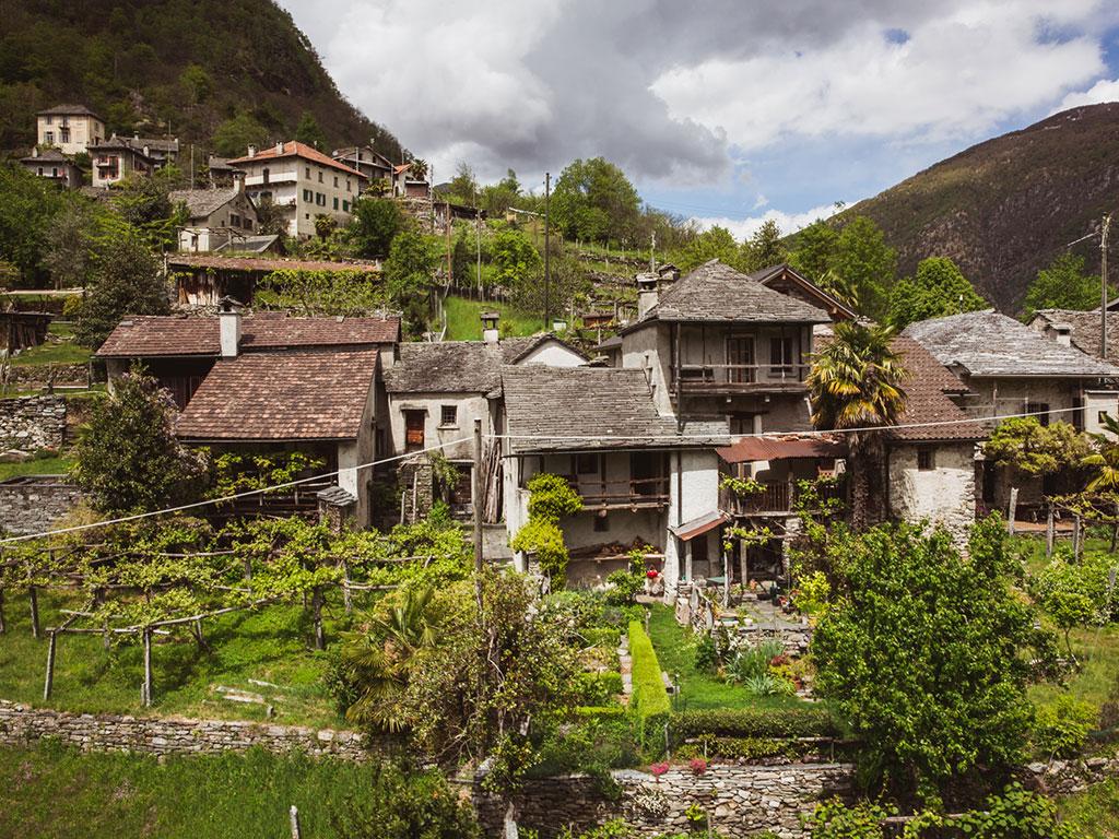 Image 3 - Seilbahn Intragna-Pila-Costa