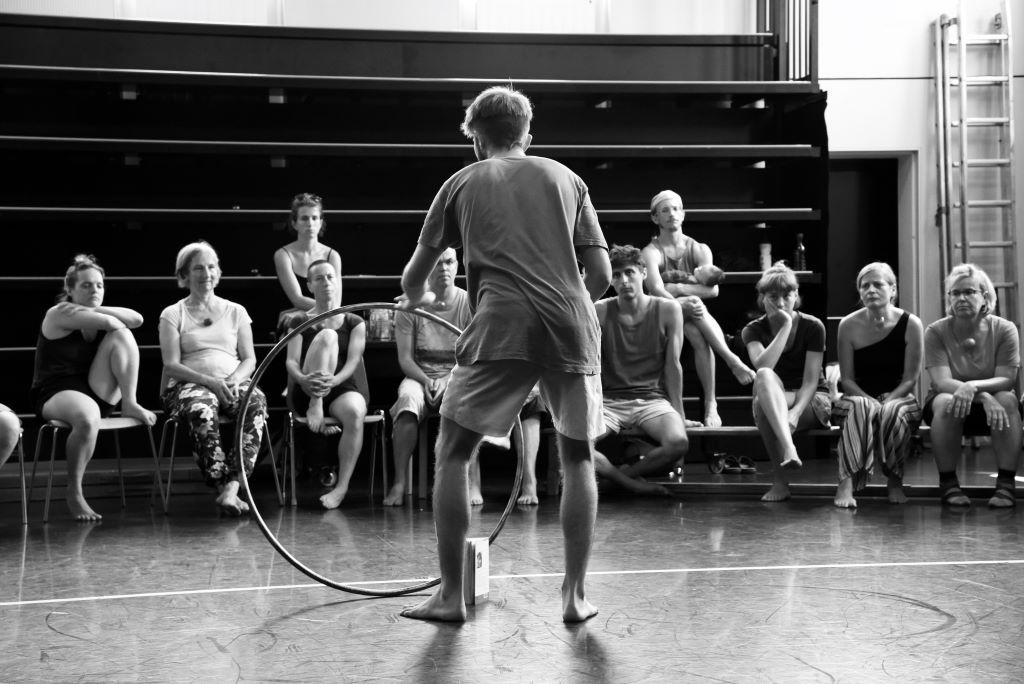 Image 1 - Physical Team Building. Teambildung dank der darstellenden Kunst