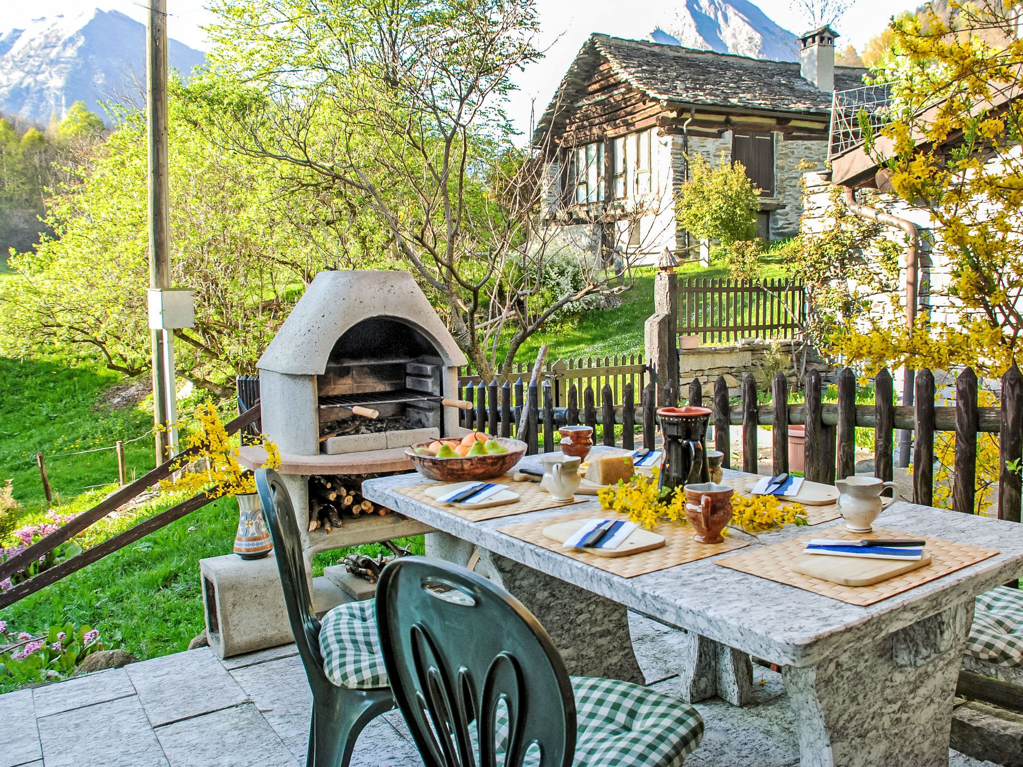 Image 0 - Marianne Plus