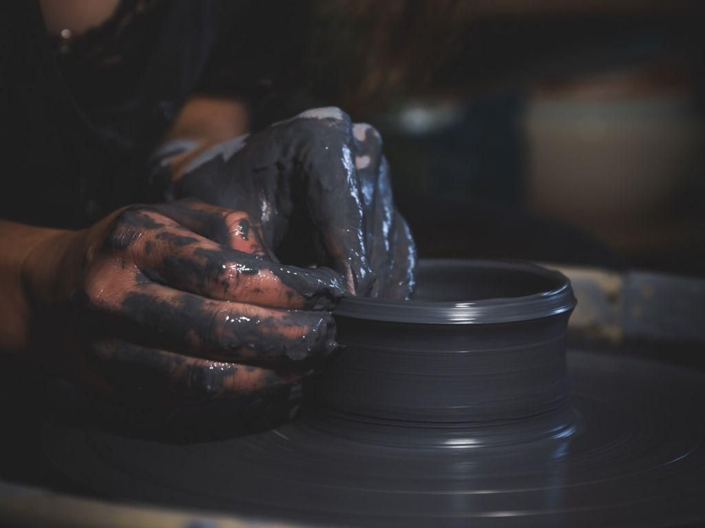 Image 1 - Mackea. atelier creativo: un luogo dove la ceramica incontra l’anima