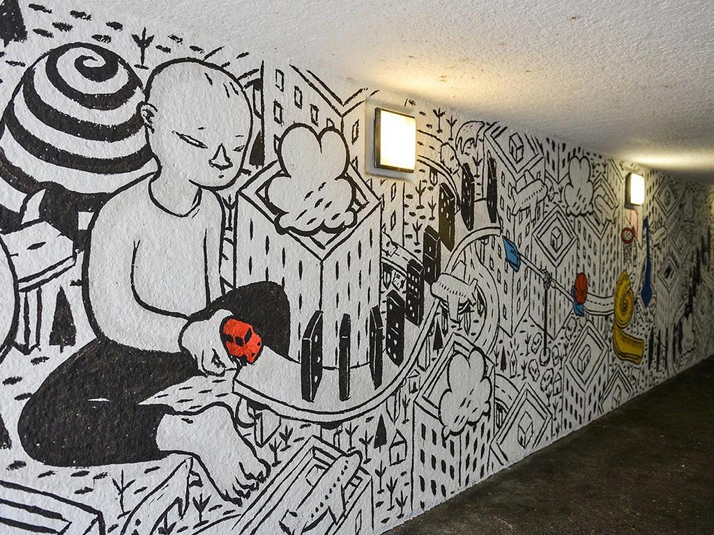 Image 4 - Street art Tour