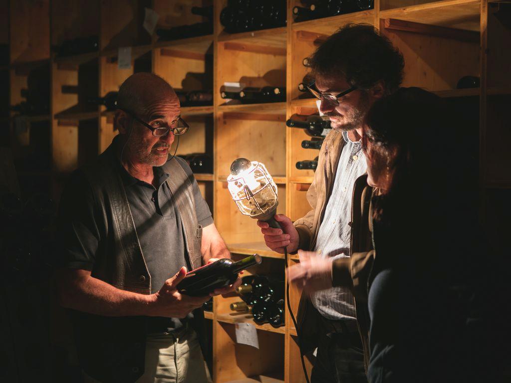 Image 3 - Degustazione e visita in cantina