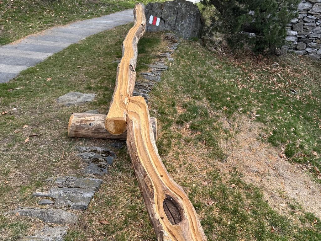 Image 2 - Parco giochi inclusivo