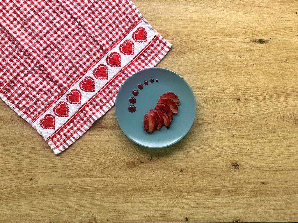 Image 0 - Mele al Merlot - La ricetta